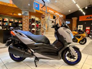 Yamaha XMAX 250 2022